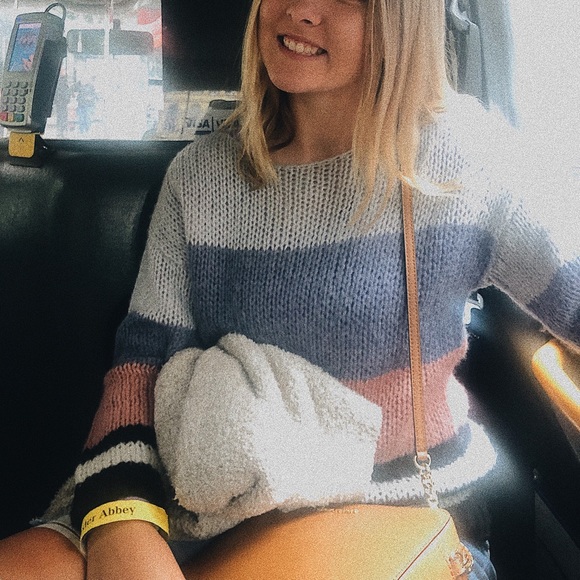 Marshall’s sweater - Picture 1 of 2